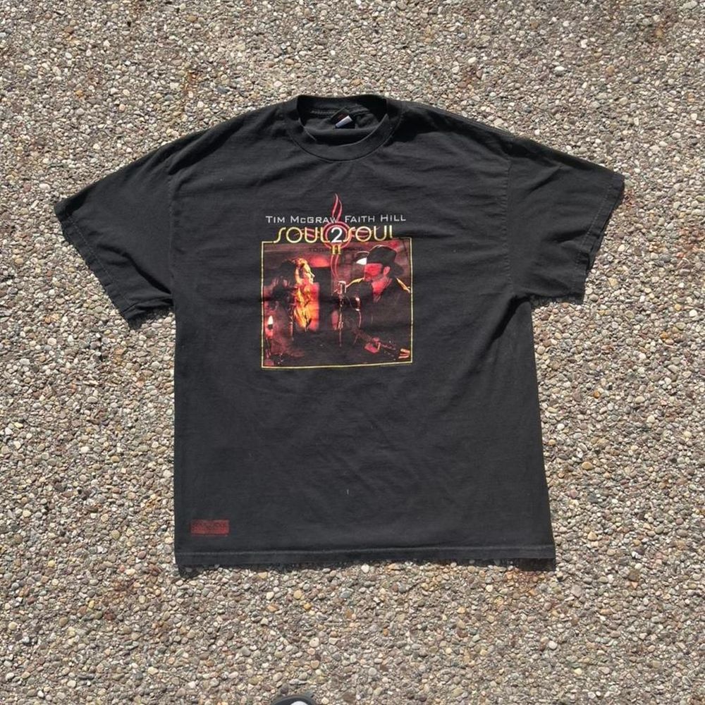 TIM MCGRAW FAITH HILL TEE